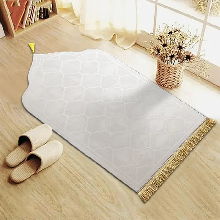 Tapis de prière épais avec glands