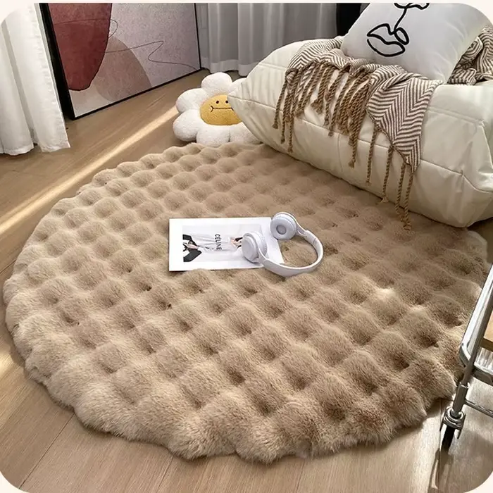 Tapis rond en peluche beige crème