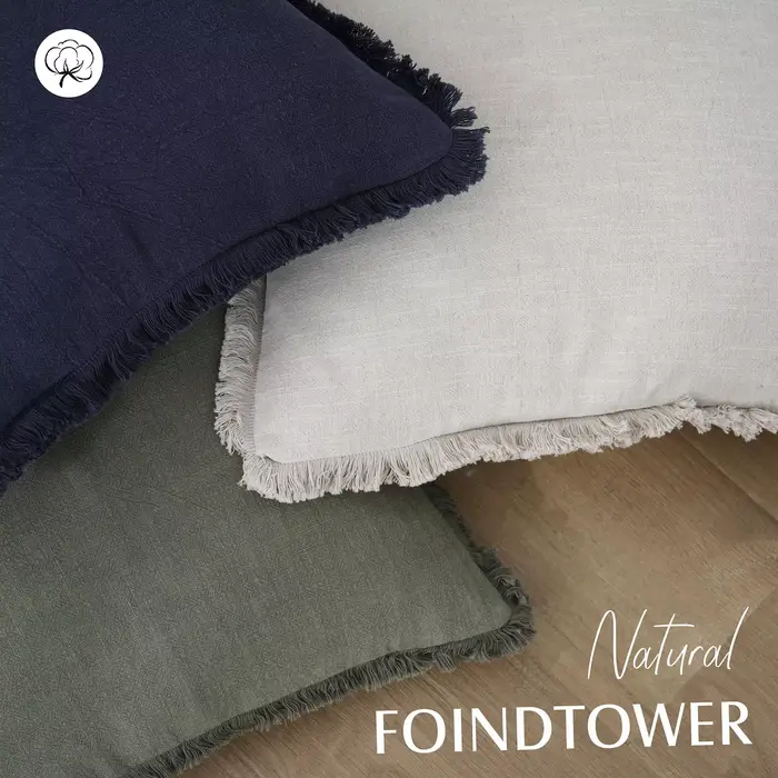 Housse de coussin lombaire décorative en lin vert olive avec franges et pompons