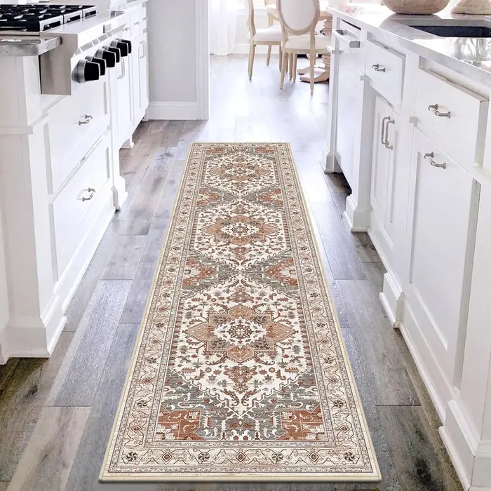 Tapis de couloir vintage persan à motifs floraux