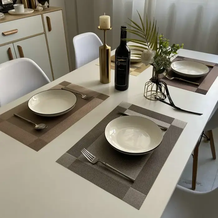 Ensemble de sets de table pour table de cuisine