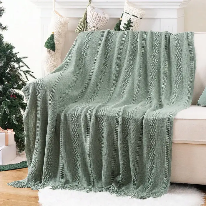 Couverture Battilo vert olive pour lit et canapé