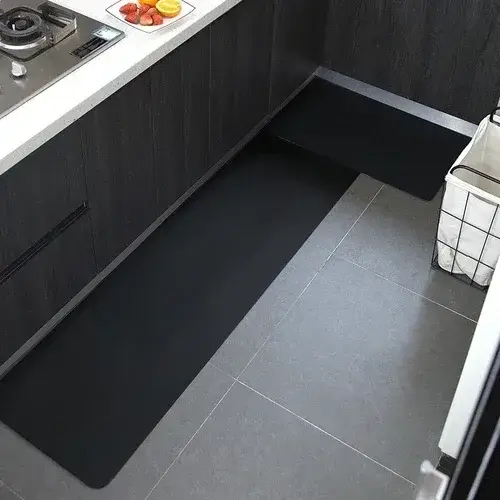 Tapis de sol de cuisine noir
