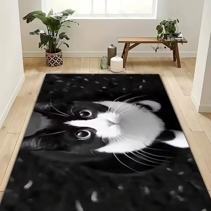 Chat noir et blanc, tapis à motif créatif