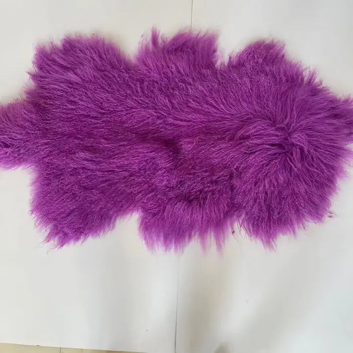 Peau d'agneau tibétaine bouclée pour chambre à coucher