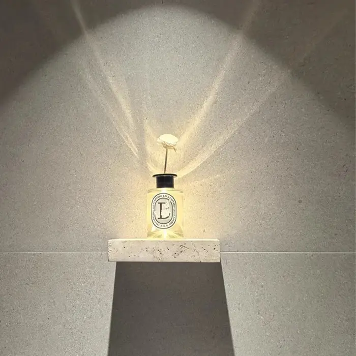 Applique murale LED en travertin jaune