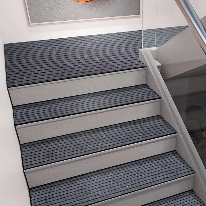 Tapis de porte de cuisine rayé de couleur unie