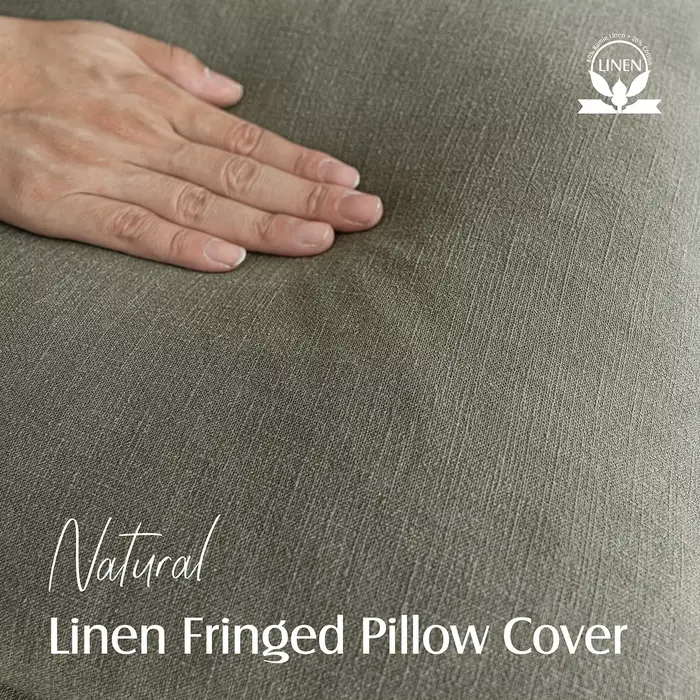 Housse de coussin lombaire décorative en lin vert olive avec franges et pompons