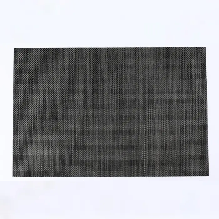 Nouveaux sets de table tissés lavables