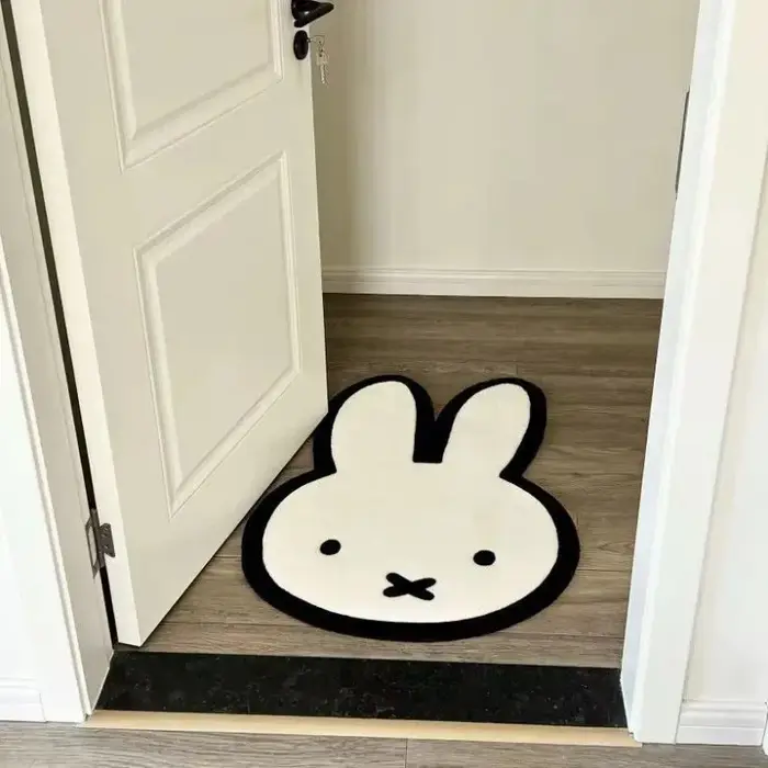 Tapis de sol en forme de Miffy, moelleux, antidérapant, pour dortoir d'étudiant, chambre à coucher, tapis décoratif de chevet, cadeau de rentrée scolaire