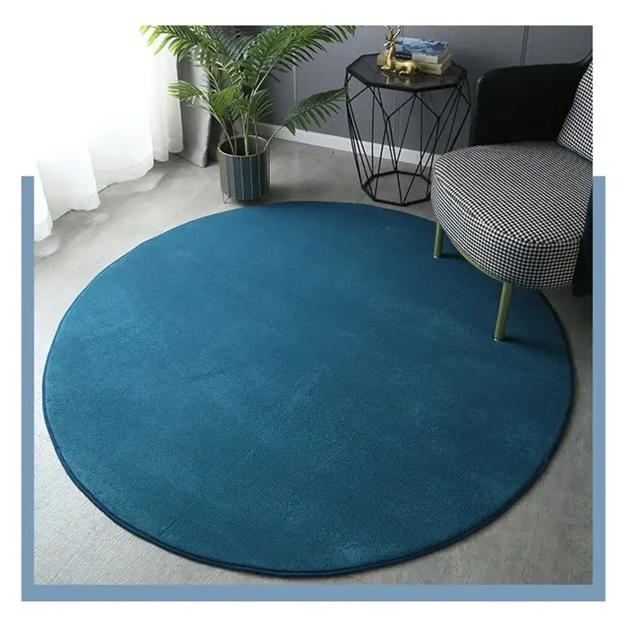 Tapis rond bleu uni de style nordique pour la décoration de la maison