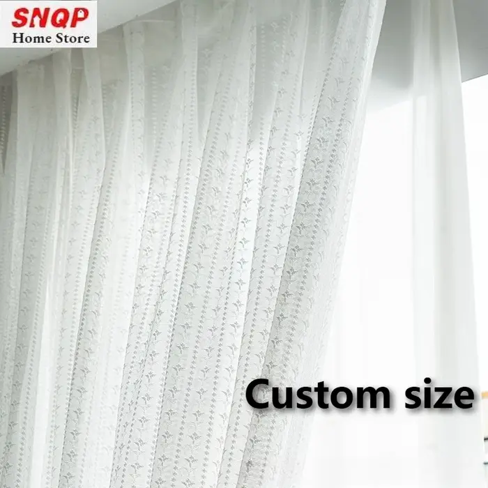 Rideaux transparents pour fenêtre blanche Simple