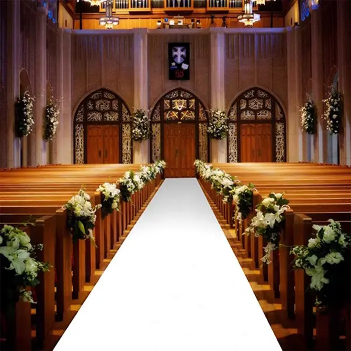 Tapis de mariage blanc romantique