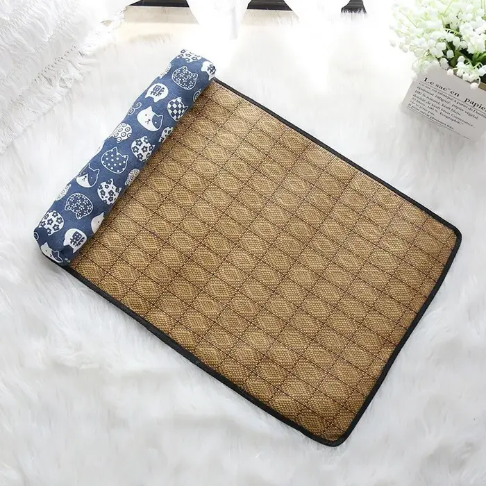 Tapis rafraîchissant naturel pour chat