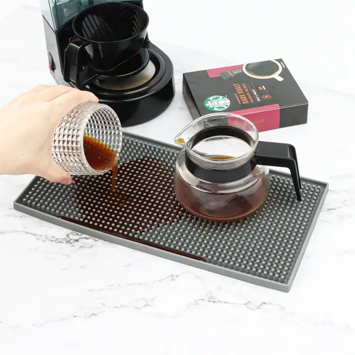 Tapis de bar en silicone durable et élégant pour déversements de café et de séchage du verre – Parfait pour les bars