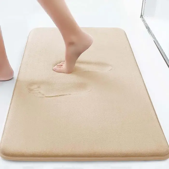 Tapis de sol épais en flanelle absorbante de couleur unie pour salle de bain