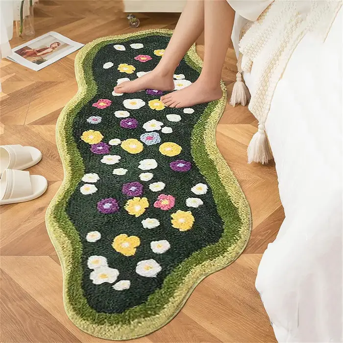 Tapis de forme irrégulière pour chambre à coucher
