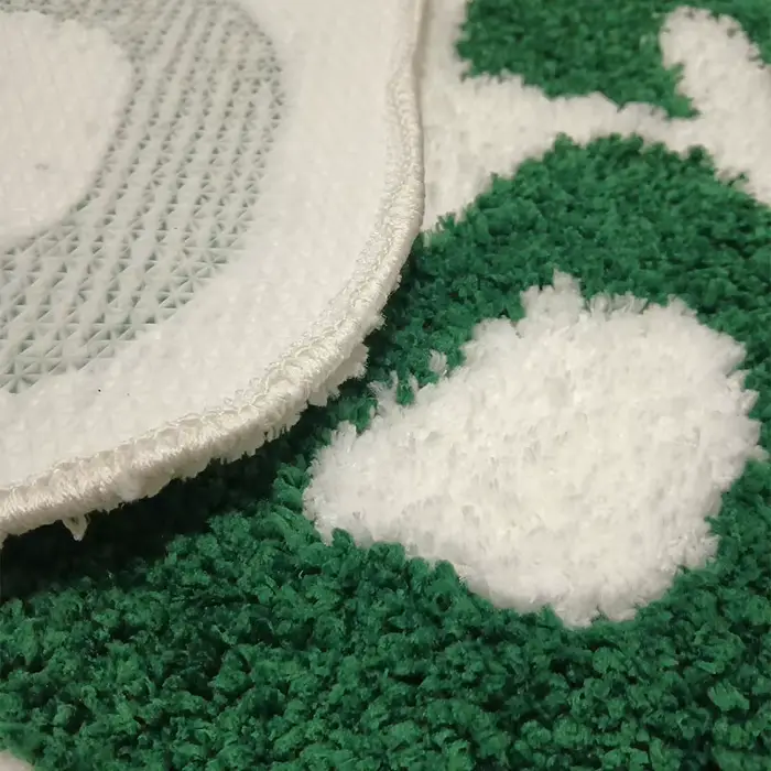 Tapis tufté fait à la main