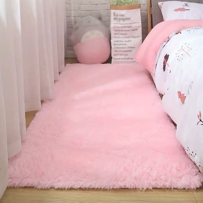 Tapis uni minimaliste VIKAMA : tapis confortable et antidérapant pour salon, canapé et chambre à cou