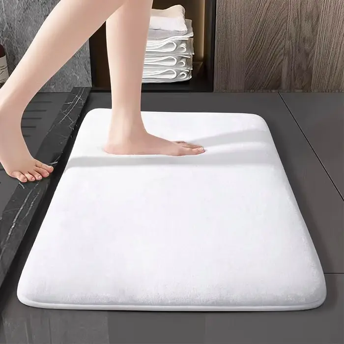 Contre les virus super absorbants pour sol de salle de bain et porte