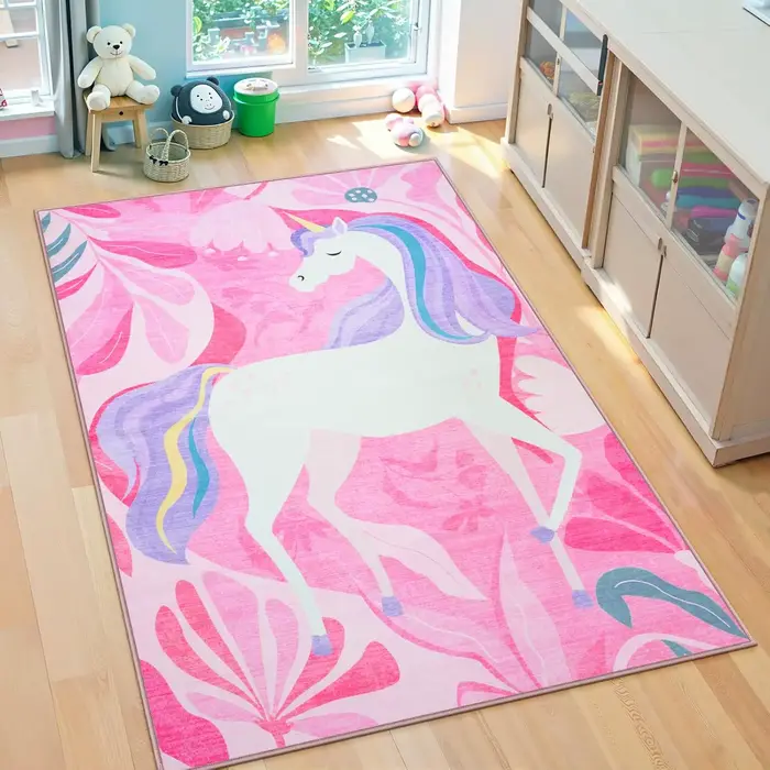 Tapis imprimé licorne à fleurs roses