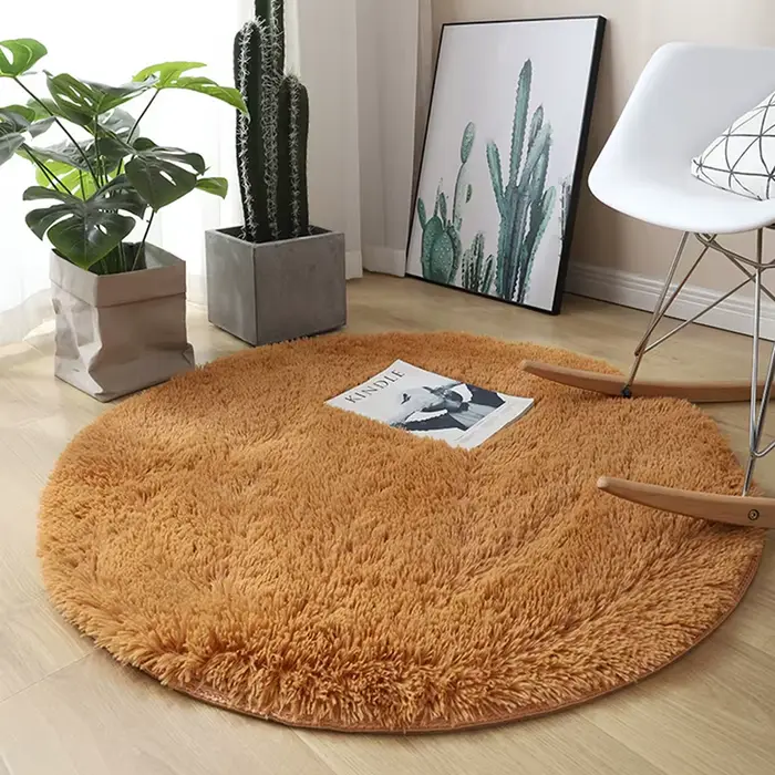 Tapis rond en laine pelucheuse