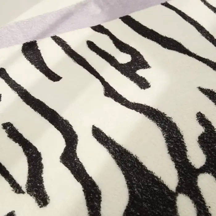 Tapis irrégulier en Faux peau de vache