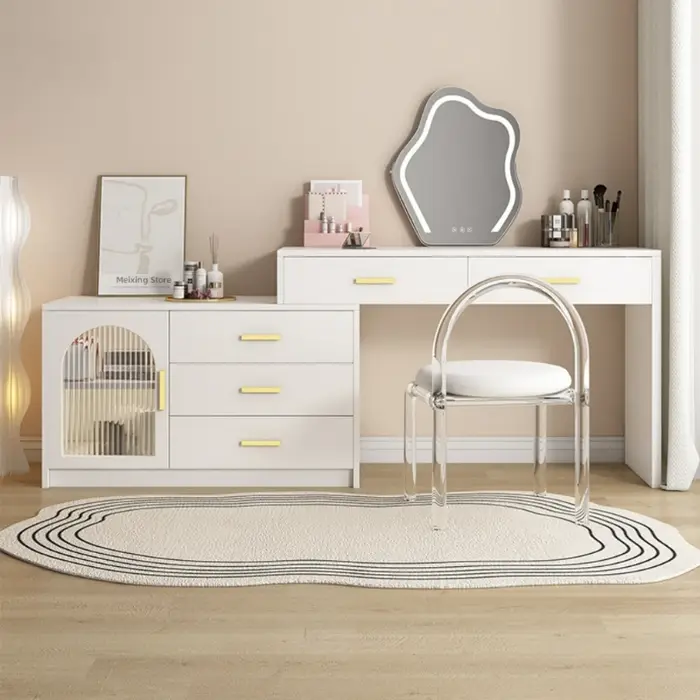 Tapis rond irrégulier en peluche