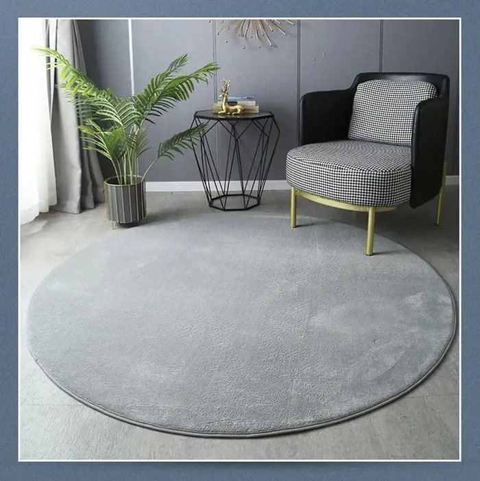 Tapis rond bleu uni de style nordique pour la décoration de la maison