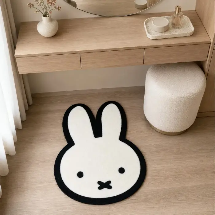 Tapis de sol en forme de Miffy, moelleux, antidérapant, pour dortoir d'étudiant, chambre à coucher, tapis décoratif de chevet, cadeau de rentrée scolaire