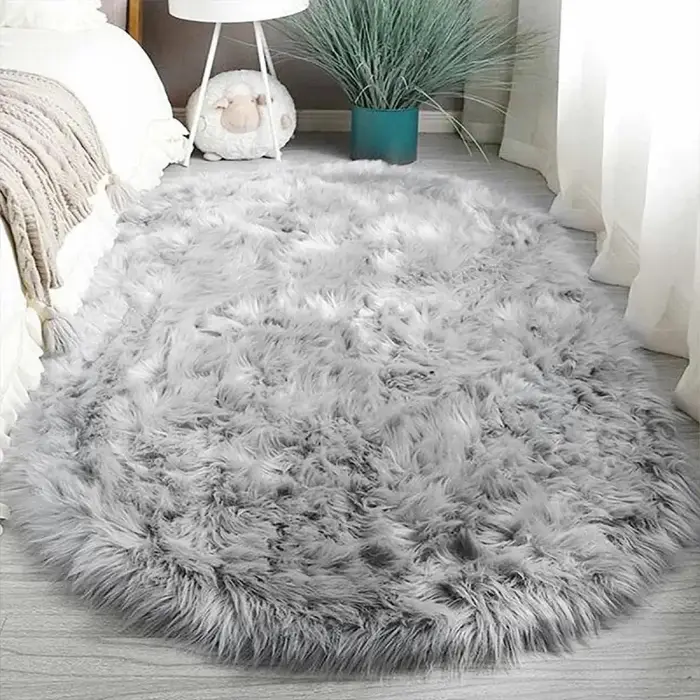 Tapis VIKAMA moderne de couleur unie