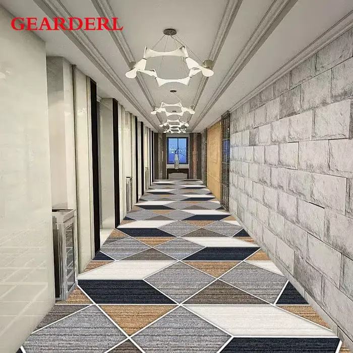 Tapis long de couloir de ménage moderne