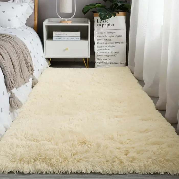 Tapis de zone en velours VIKAMA