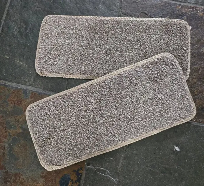 2 pièces tapis étape