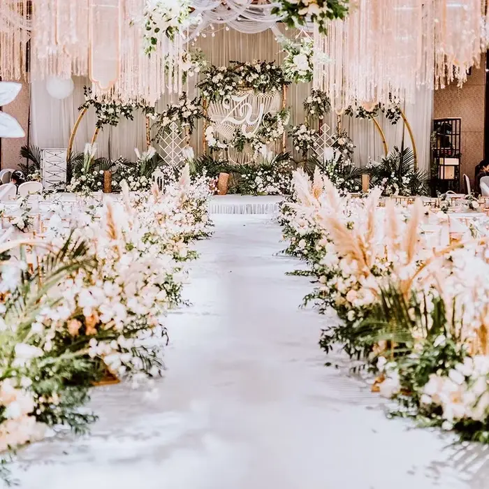Tapis blanc de couloir intérieur et extérieur