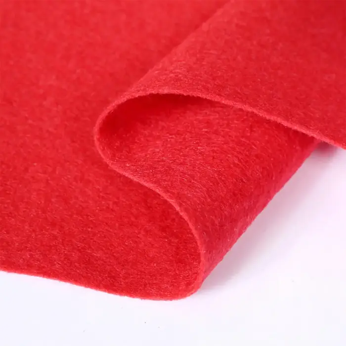 Tapis rouge pour mariage