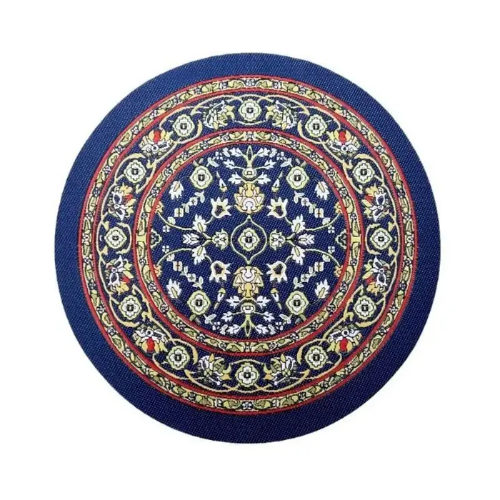 Tapis multicolore pour maison de poupée