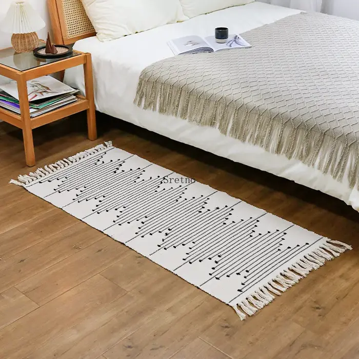 Sretno – tapis nordique tissé en coton et lin