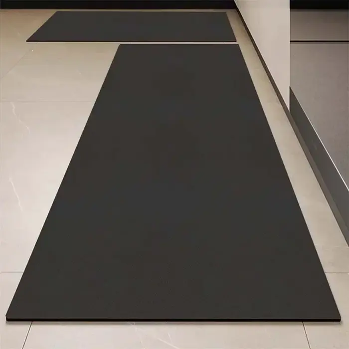 Tapis de sol de cuisine noir