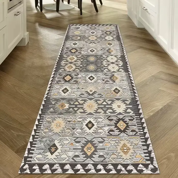 Tapis ethnique vintage VIKAMA - Antidérapant et durable