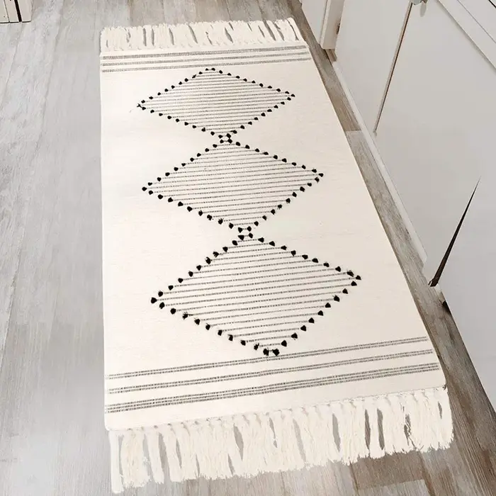 Sretno – tapis nordique tissé en coton et lin