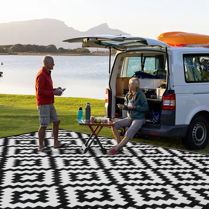 Grand Tapis Pliable et Réversible en Paille Plastique