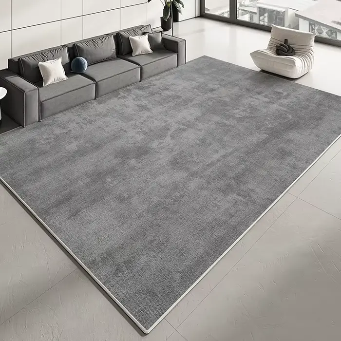 Tapis moderne gris foncé uni pour salon et chambre à coucher
